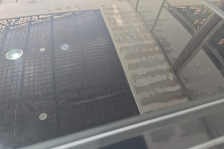 Used Hyundai ix25 2017 1.6L Automatic Smart Version Roof