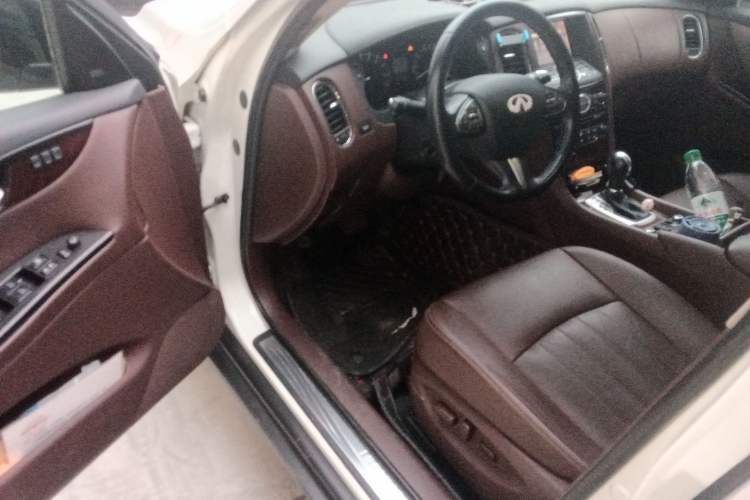 Used Infiniti QX50 2015 2.5L Luxury Edition Driver Seat