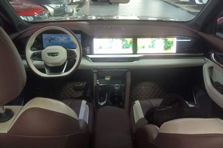 Used Geely Auto Monjaro L 2021 2.0TD DCT EVO Two-Wheel Drive Prestige Version
