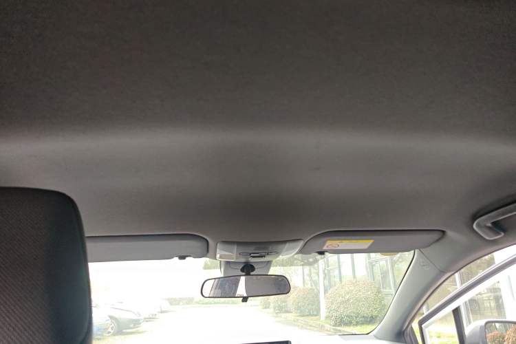 Used Toyota Levin 2022 Dual-Motor 1.8H E-CVT Leading Edition
