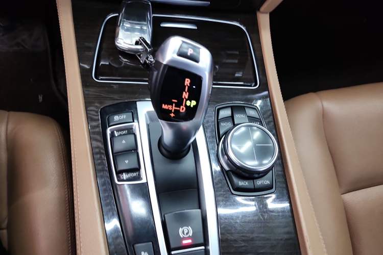 Used BMW 7 Series 2013 730Li Leading Model
