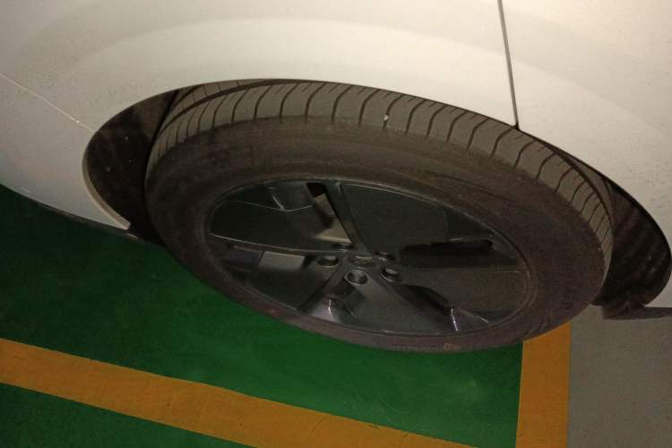 Used Li Auto Li Auto i6 2025 Model Two-Wheel-Drive Standard Type