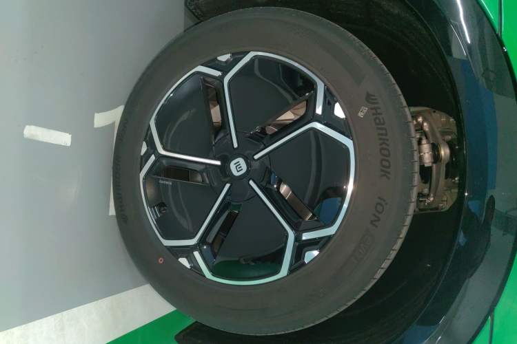 Used Xiaomi Auto YU7 2025 Ultra-Long Range Rear-Wheel Drive Version
