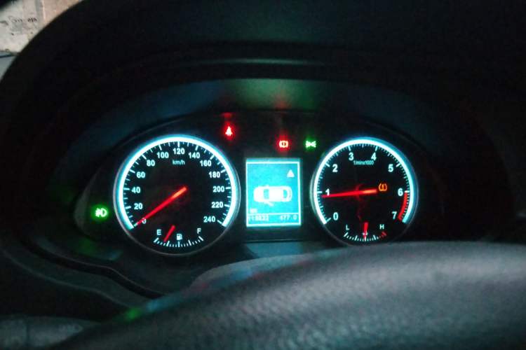 Used Brilliance V5 2014 1.5T Manual Two-Wheel Drive Luxury Model