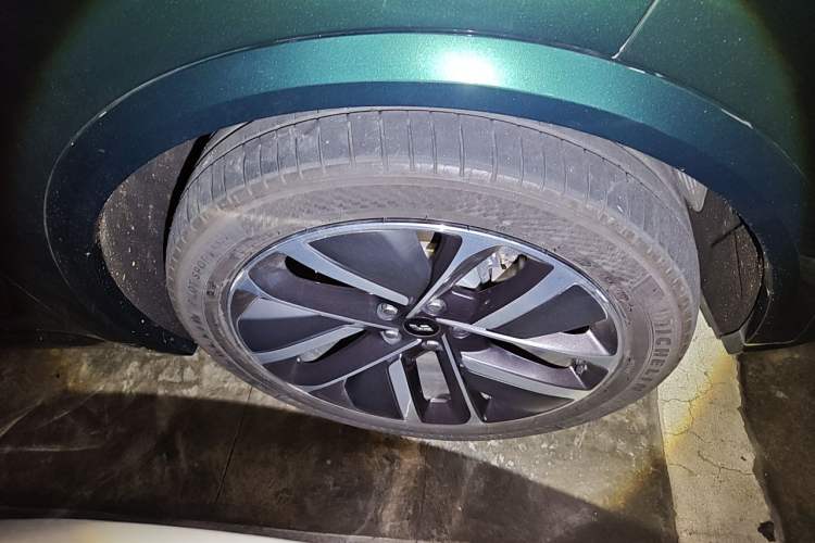 Used Li Auto L9 2024 Ultra Model
