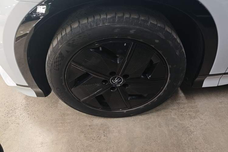 Used BYD Song L EV 2024 550 km Excellence Version
