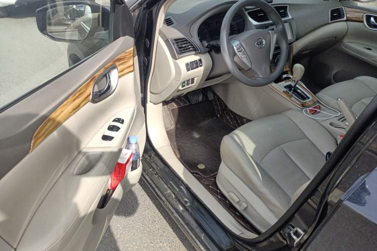 Used Nissan Sylphy 2014 1.6XV CVT Deluxe Edition Driver Seat