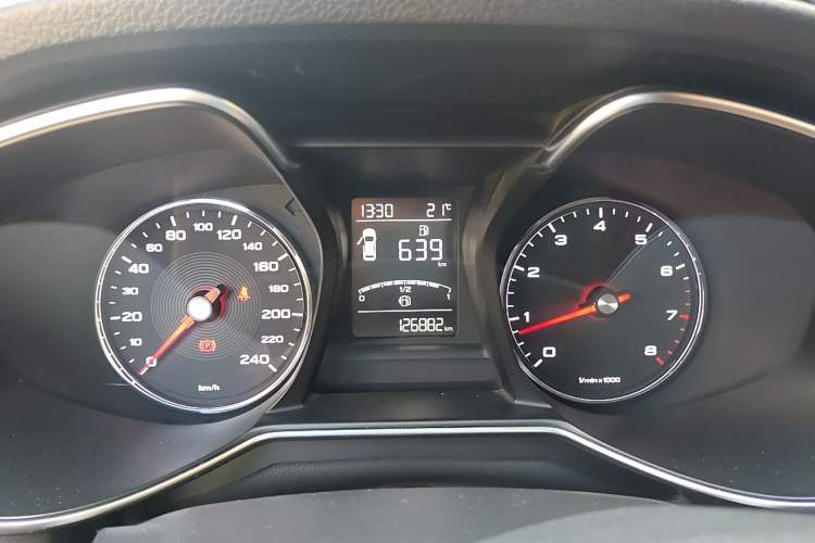 Used MG 6 2017 20T Manual Luxury Smart Connect Version China V Standard