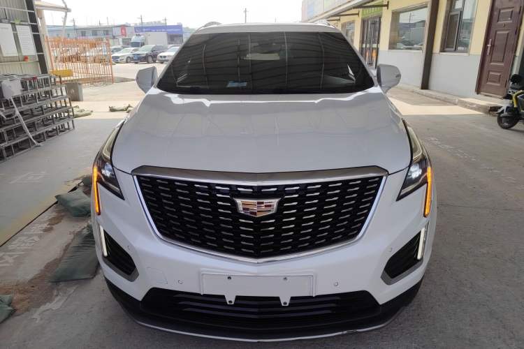 Used Cadillac XT5 2020 28T Luxury Version Front