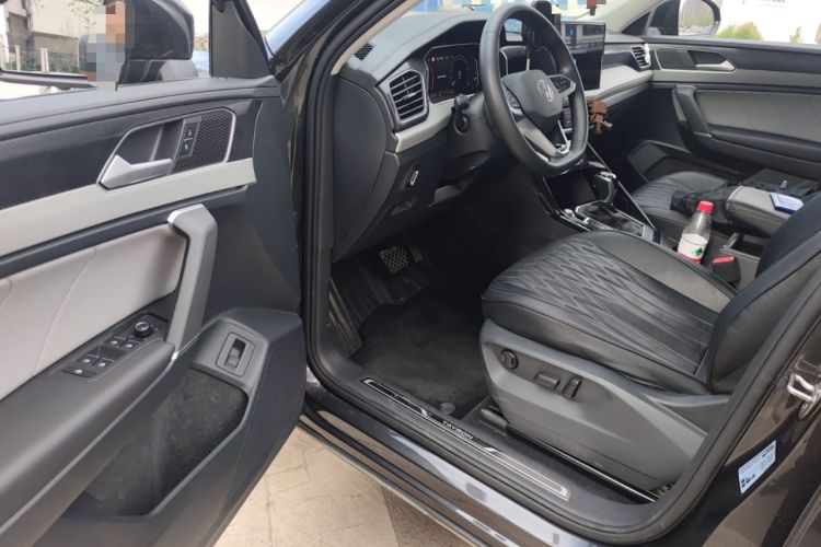 Used Volkswagen Tayron 2024 330TSI Two-Wheel Drive Luxury Plus Advanced Version Interior 3