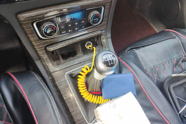 Used Zotye T600 2015 1.5T Manual Luxury Model