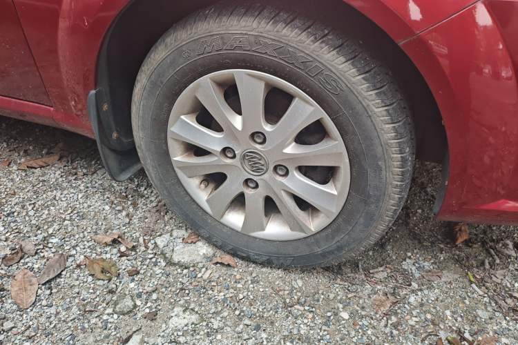 Used Buick Excelle 2013 1.5L Automatic Classic Model
