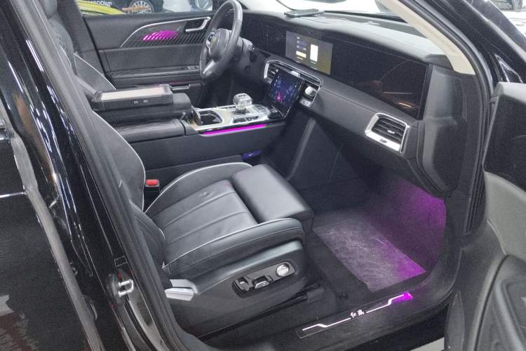 Used Hongqi E-HS9 2022 690 km Range Flagship Edition Six Seats
