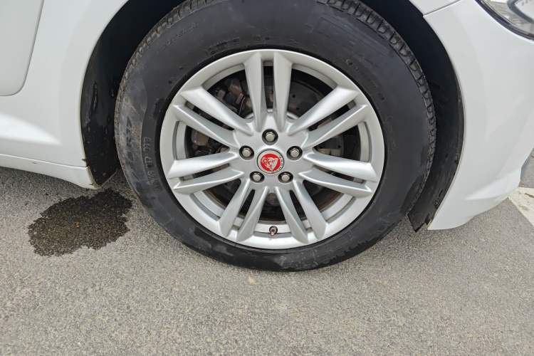 Used Jaguar XF 2015 XF 2.0T Prestige Edition
