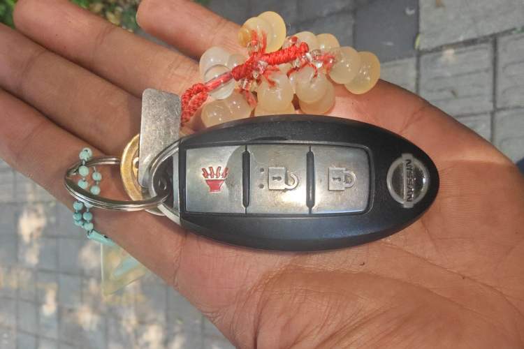 Used Nissan Qashqai 2012 2.0 XL Fire CVT 2WD Vehicle Key