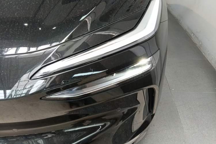 Used ONVO L60 2024 60 kWh Rear-Drive Version Left Front Headlight