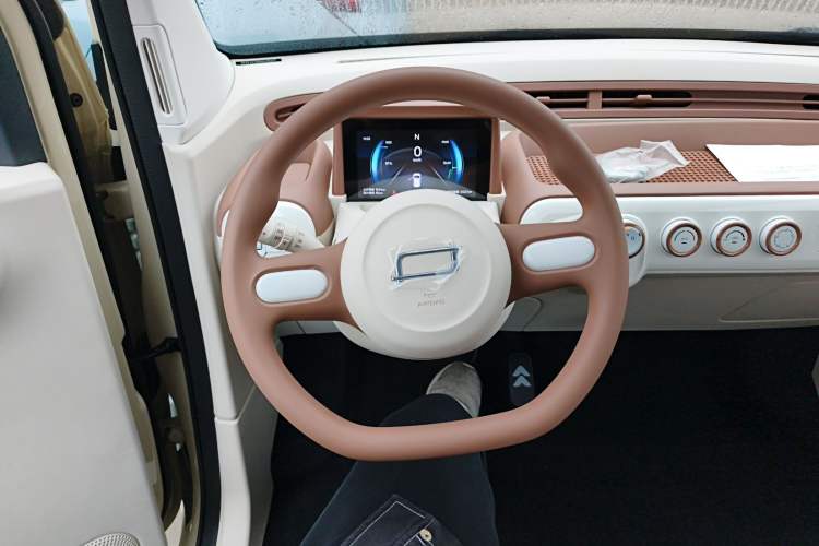 Used Bestune Pony 2025 222km Range Agile Horse
