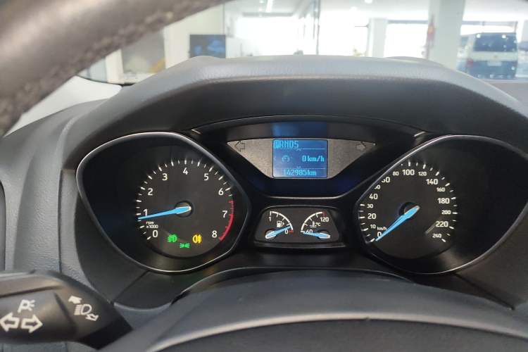 Used Ford Focus 2017 Hatchback 1.6L Automatic Fashion Edition Smart Drive Version