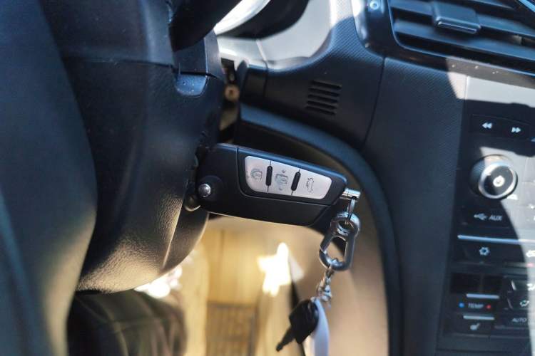 Used Bestune B70 2014 2.0L automatic luxury version