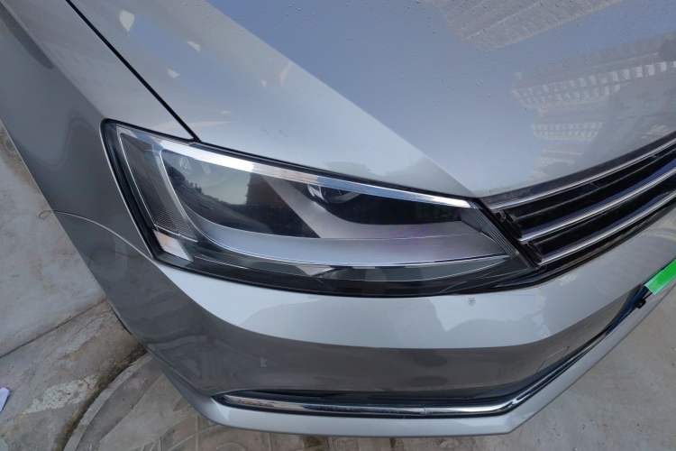 Used Volkswagen Sagitar 2015 1.6L Automatic Comfort Model
