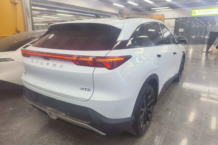 Used ARCFOX Alpha T5 2024 660 MAX