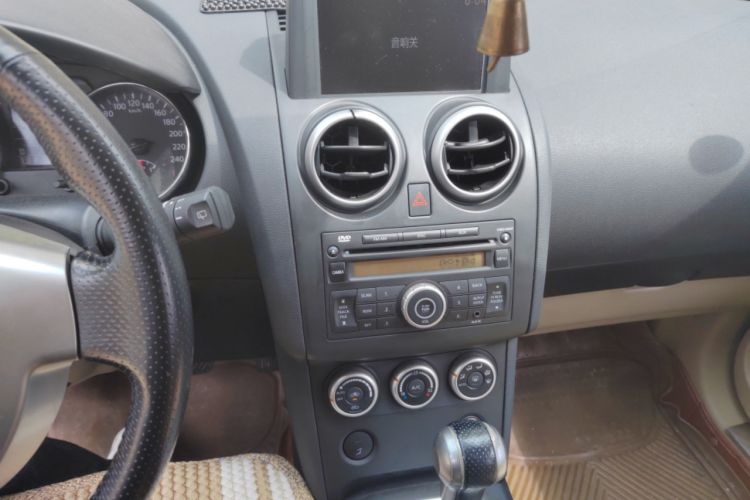 Used Nissan Qashqai 2011 2.0 XV Lea CVT 2WD
