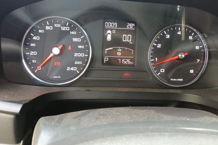 Used Roewe i6 2020 PLUS 1.6L CVT 4G Connected Glory Flagship Edition