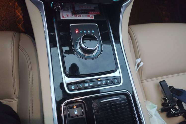 Used Jaguar XEL 2018 2.0T 200 PS Premium Edition