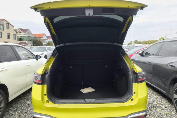Used Volkswagen ID.4 X 2021 Pro Smart Long-Range Edition Trunk