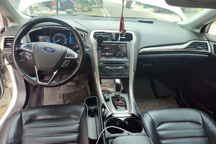 Used Ford Mondeo 2013 2.0L GTDi 200 Fashion Edition
