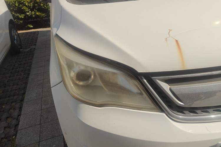 Used CHANGAN OSHAN Olisway 2013 1.2L Manual Elite Model Right Front Headlight