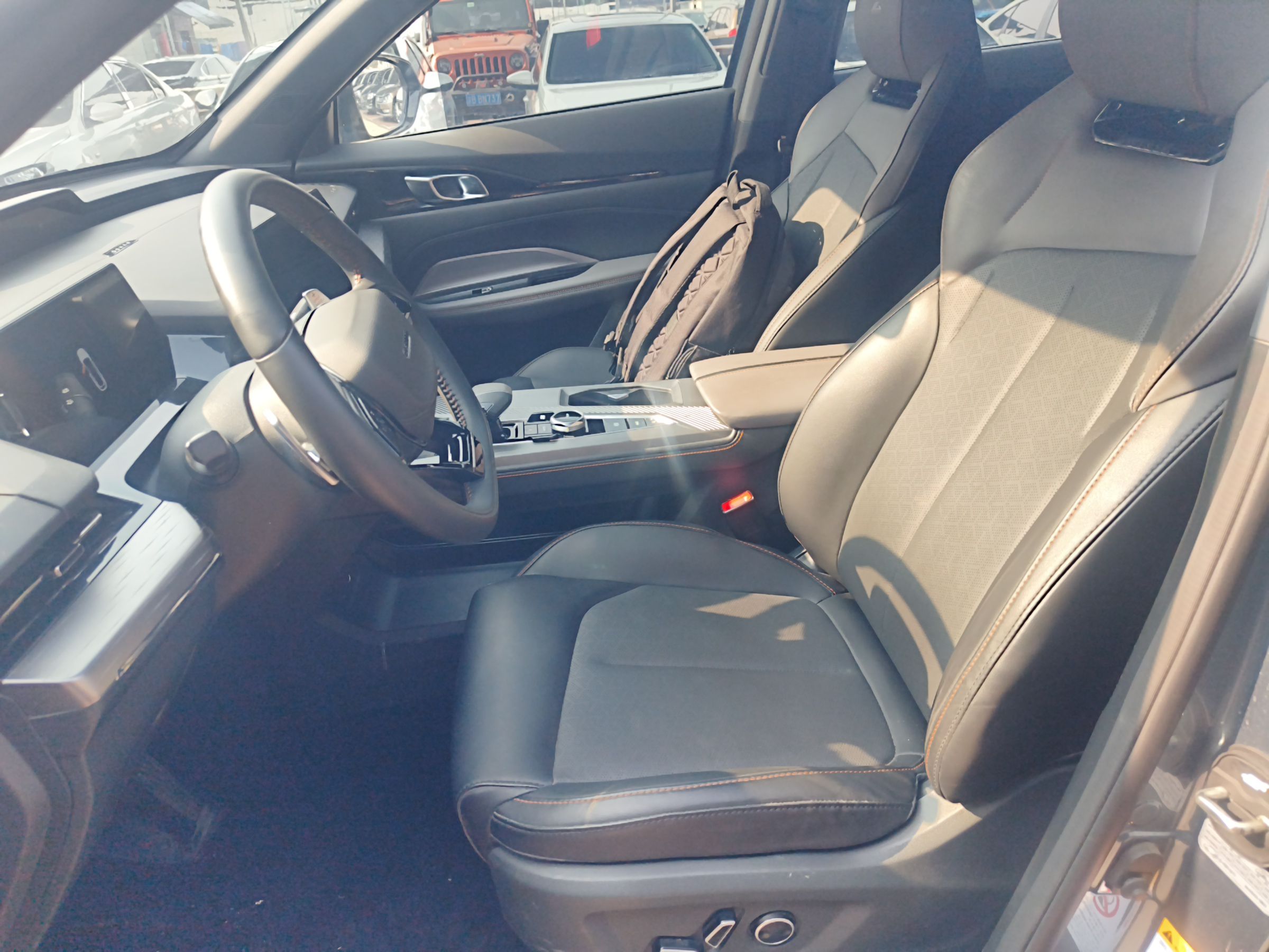 Переднее сиденье в автомобиле