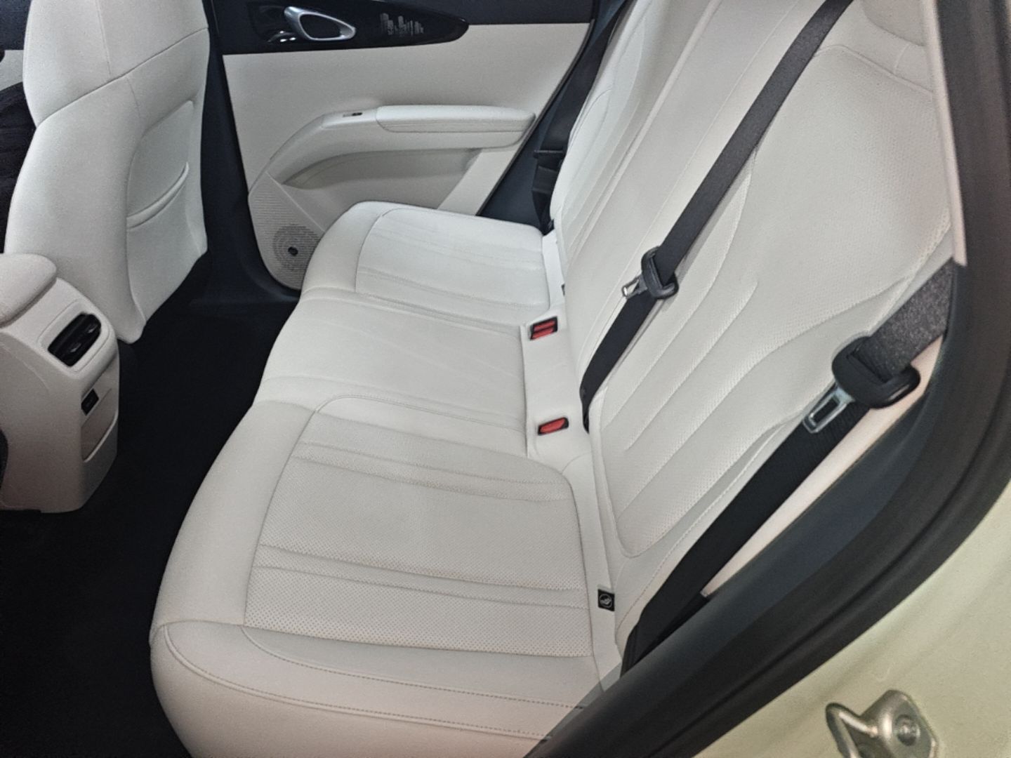 Geely Galaxy Geome 2025 UP 410km Exploration+ Edition — снимка 20