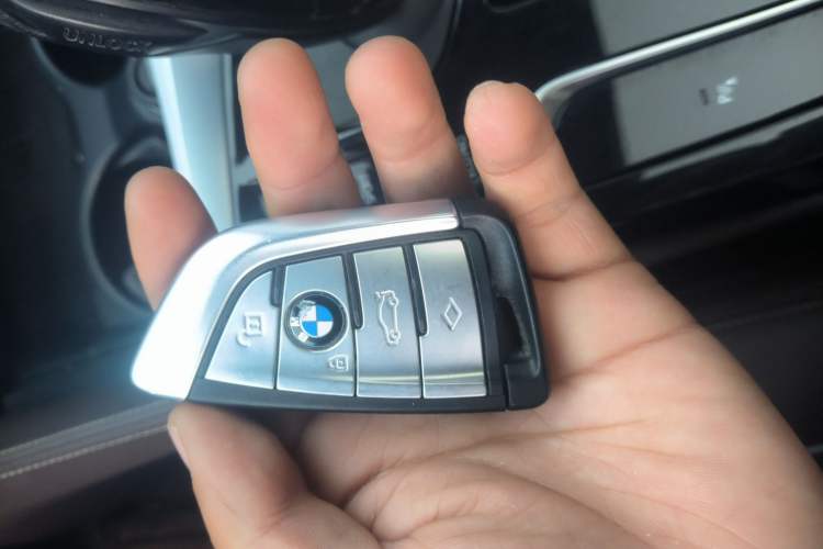 Used BMW 5 Series 2021 525Li M Sport Package