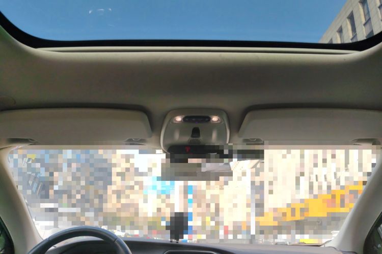 Used Volvo V40 2013 2.0T Zhiyi Edition Headliner