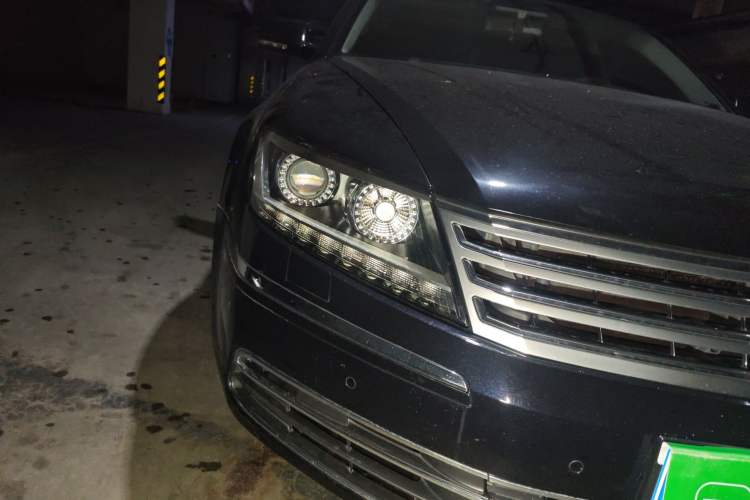 Used Volkswagen Phaeton 2014 3.0L Business Model
