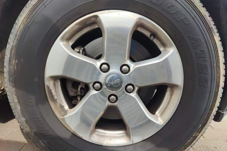 Used Jeep Grand Cherokee 2013 3.6L Comfort Edition