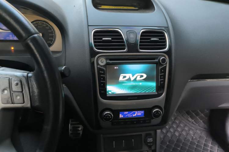 Used Geely Auto Classic Emgrand 2010 Sedan 1.8L CVT Luxury Model