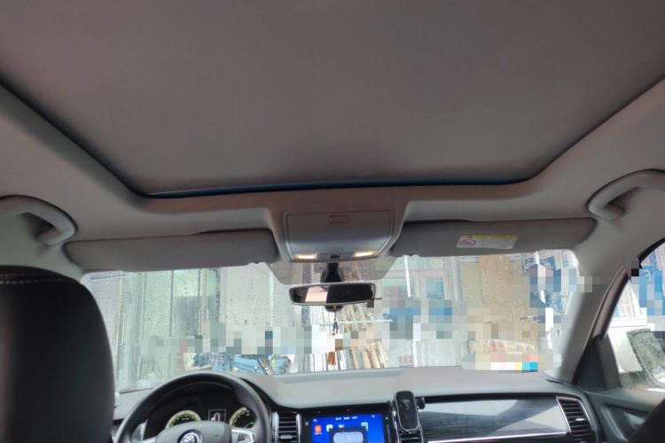 Used Skoda Kodiaq 2018 TSI330 7-Seater Two-Wheel-Drive Luxury Enjoyment Edition Headliner