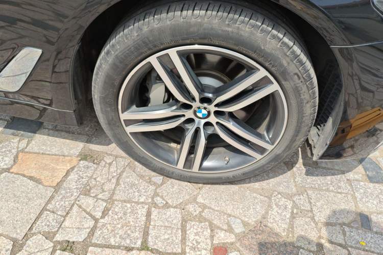 Used BMW 5 Series 2022 Updated 530Li Leading Edition Luxury Package
