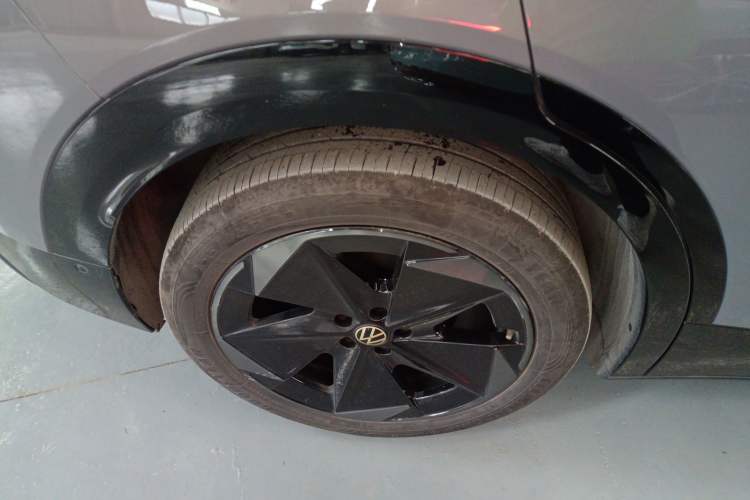 Used Volkswagen ID.UNYX 2024 Pro Long-Range Version Right Rear Wheel Hub