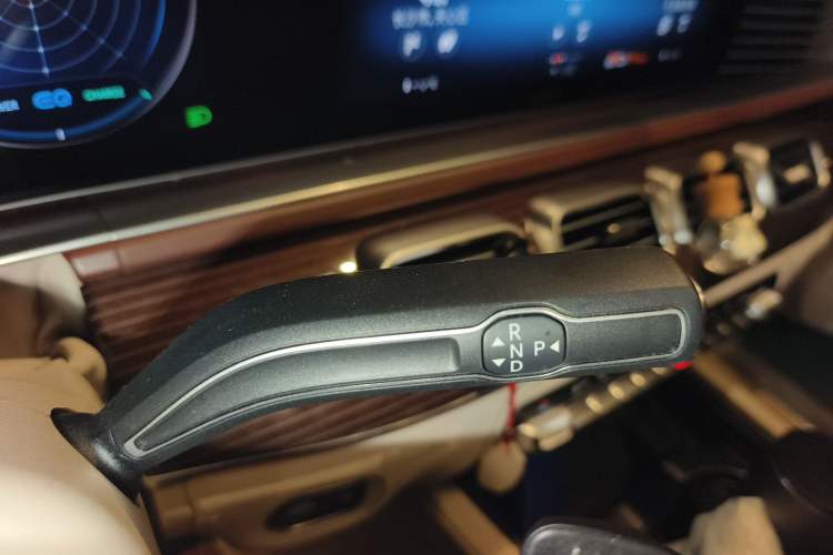 Used Mercedes-Benz Maybach GLS 2022 GLS 480 4MATIC Gear Lever