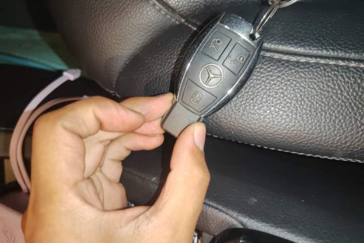 Used Mercedes-Benz GLE Coupe 2015 GLE 320 4MATIC Coupe SUV Vehicle Key