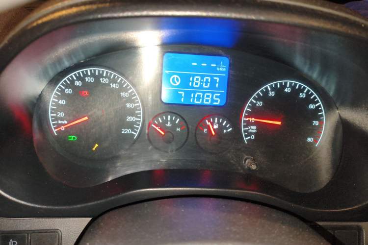 Used Chery Tiggo 3 2014 1.6L Manual Zhishang Edition
