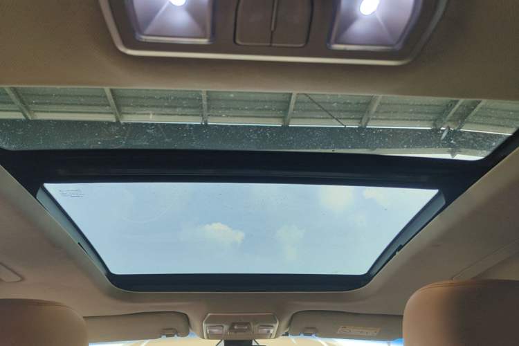 Used Geely Auto Emgrand GT 2015 1.8T Flagship Model