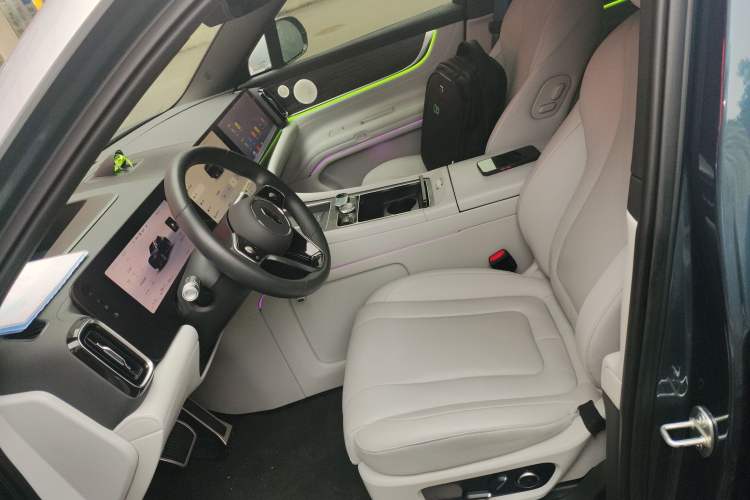 Used Hima AITO M9 2024 Range-Extended Max Edition 42 kWh 6-Seater Version
