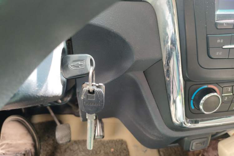 Used Jinbei Hiace X30 2018 1.3L Standard Edition DLCG12 Vehicle Key