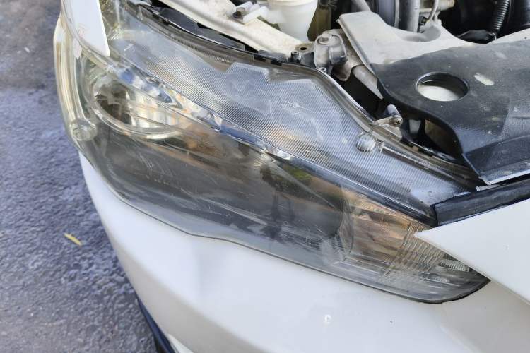 Used Mitsubishi Lancer EX 2012 Classic 1.8L CVT Black-and-White Edition
