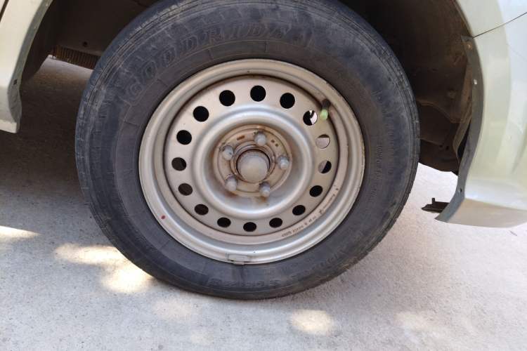 Used Foton Scenic G5 2021 2.0L Gasoline Commercial Version 5-Seater Multi-Purpose Passenger Vehicle 1TZS