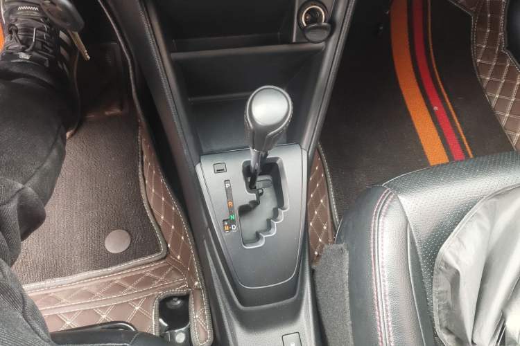 Used Toyota YARiS L Zhi Xiang 2017 1.5E CVT Dynamic Edition